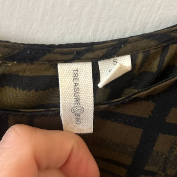 Treasure & Bond Sleeveless Midi Dress – Small | Olive & Black Plaid | Like New - Picture 6 of 6
